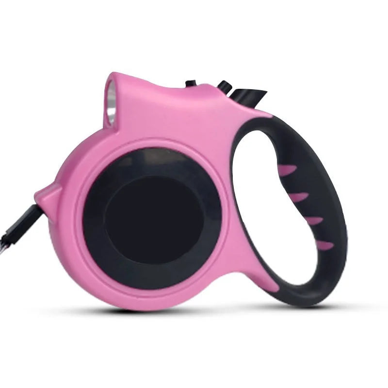 Pet Retractable Leash Comes with a Light