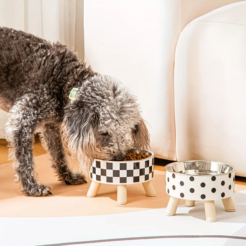 Elevated stainless steel pet bowl