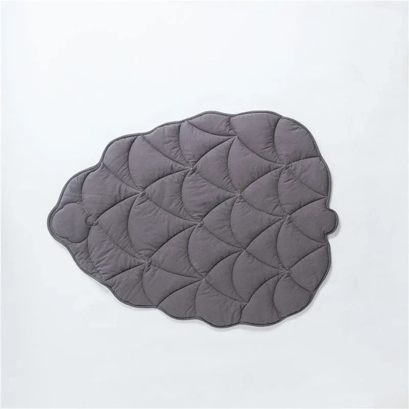 Pet Cooling Leaf Mat